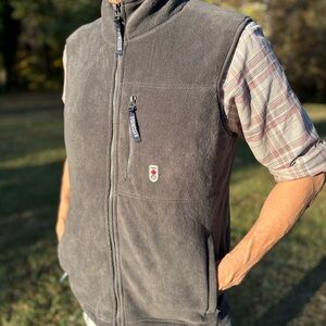 EISENEGGER ALPINE—Fleece Grey European Vest—Men’s Medium—3 Zippered Pockets—NWT